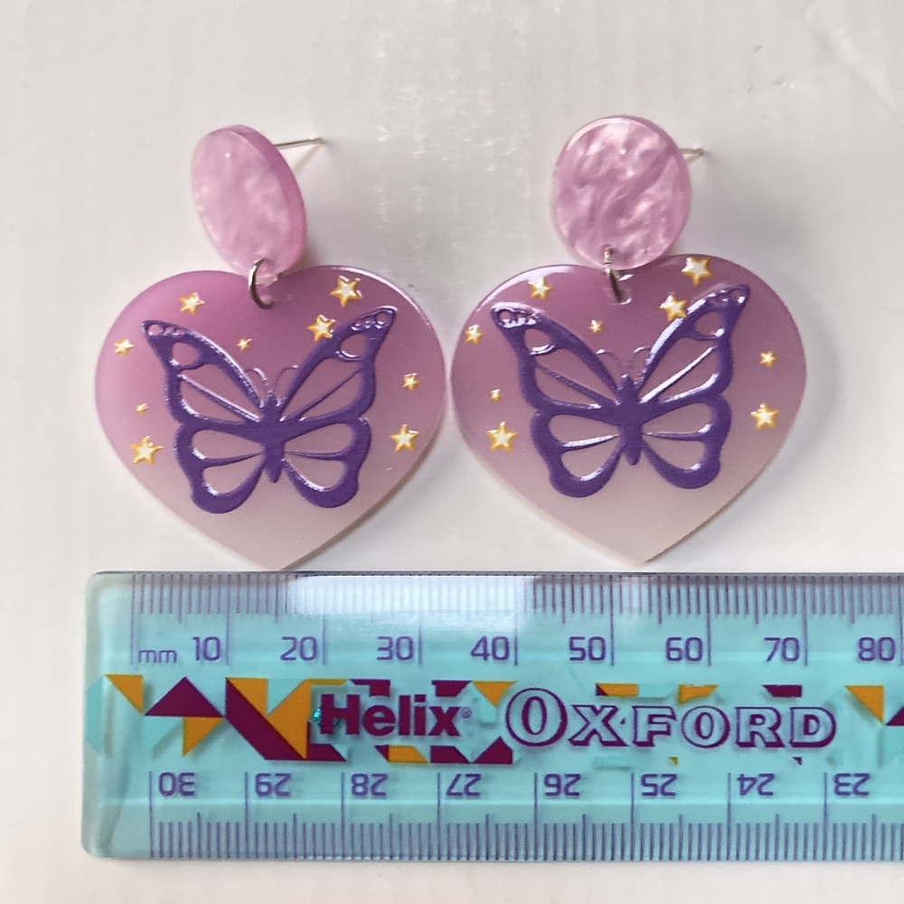 BNWT Heart Shaped Butterfly Resin Earrings with Golden Stars - Picture 8 of 11